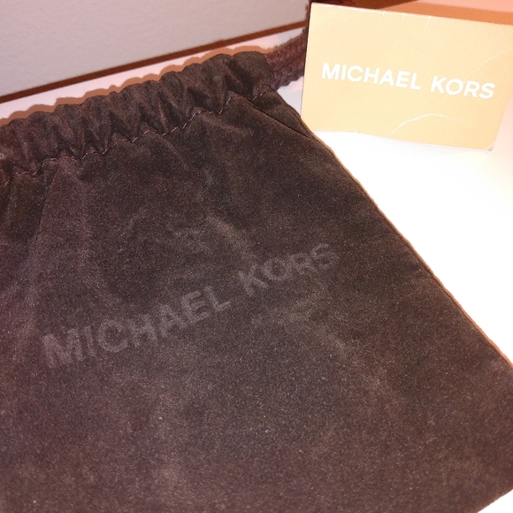 Michael Kors Astor Stud Buckle Bangle - Picture 3 of 6